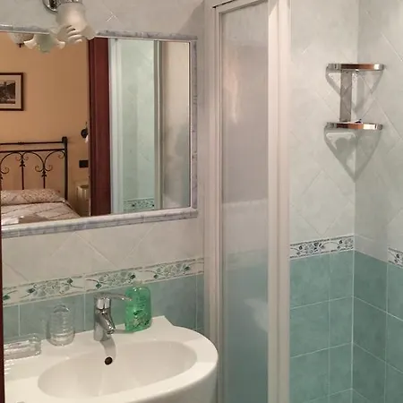 招待所 伊尔蒂莫洛雷托旅馆 蒙特罗索阿尔马雷